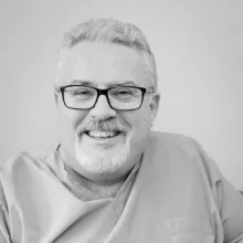 Op. Dr. Tevfik Uğur Sipahi — Kadın Hastalıkları Ve Doğum, Çankaya, Ankara. Portre fotoğrafı.