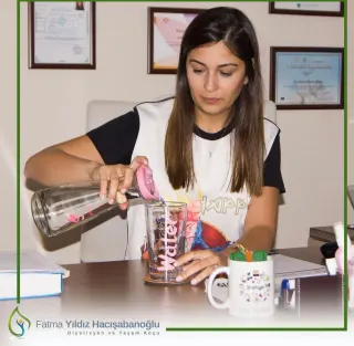 Dyt. Fatma Hacışabanoğlu profilinde yer alan galeri fotoğrafı.