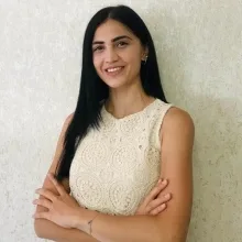 Psk. Esra Aydın — Psikoloji, Çanakkale. Portre fotoğrafı.