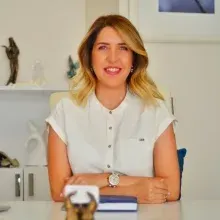 Kl. Psk. Beril Papuççuer Ceylan — İstanbul. Portre fotoğrafı.