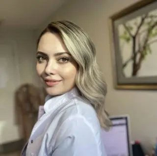 Dyt. Hilal Yazıcı profilinde yer alan galeri fotoğrafı.