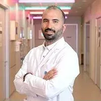 Uzm. Dr. Erman Şentürk — Psikiyatri, Kadıköy, İstanbul. Portre fotoğrafı.