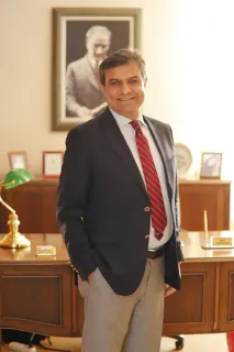 Doç. Dr. Osman Yıldırım profilinde yer alan galeri fotoğrafı.