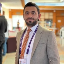 Op. Dr. Muaz Zuhurlu — Plastik Rekonstrüktif Ve Estetik Cerrahi, Sakarya. Portre fotoğrafı.