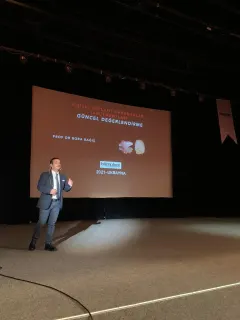 Prof. Dr. Bora Bağış profilinde yer alan galeri fotoğrafı.