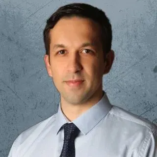 Uzm. Dr. Fatih Muhammed Kaya — Fiziksel Tıp Ve Rehabilitasyon, İstanbul. Portre fotoğrafı.