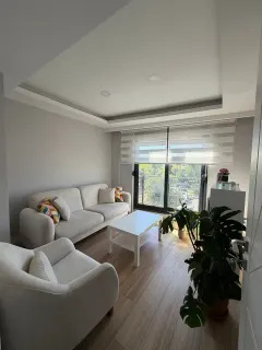 Uzm. Dkt. Elif Yılmaz profilinde yer alan galeri fotoğrafı.