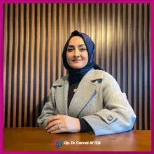 Op. Dr. Cennet Ay Tok — Kadın Hastalıkları Ve Doğum, Ordu. Portre fotoğrafı.