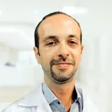 Doç. Dr. Osman Bulut Ocak — Göz Hastalıkları, İstanbul. Portre fotoğrafı.