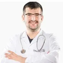 Dr. İsa Melih Yıldıran — Acil Tıp, Denizli. Portre fotoğrafı.