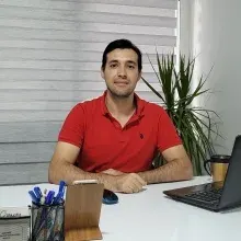 Fzt. Mutlu Sali — Fizyoterapi Ve Rehabilitasyon, İzmir. Portre fotoğrafı.