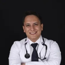 Dr. Osman Safa Yazgan — Pratisyen, Kayseri. Portre fotoğrafı.