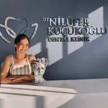 Dt. Nilüfer Küçükoğlu — Diş Hekimi, Gaziantep. Portre fotoğrafı.