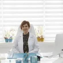 Uzm. Dr. Ayşe Dilek — Fiziksel Tıp Ve Rehabilitasyon, Avcılar, İstanbul. Portre fotoğrafı.