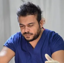 Op. Dr. Gökhan Ordu — Kadın Hastalıkları Ve Doğum, Bursa. Portre fotoğrafı.