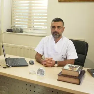 Fzt. Hayrettin Horoz — Fizyoterapi Ve Rehabilitasyon, İstanbul. Portre fotoğrafı.