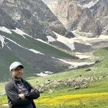 Doç. Dr. Muhammed Ayral — Kulak Burun Boğaz, Kayapınar, Diyarbakır. Portre fotoğrafı.