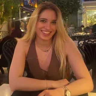 Fzt. Beyza Çoban — Fizyoterapi Ve Rehabilitasyon, Uşak. Portre fotoğrafı.