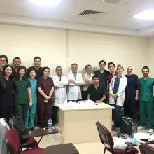 Doç. Dr. Sedat Özcan — Kalp Ve Damar Cerrahisi, Çanakkale. Portre fotoğrafı.
