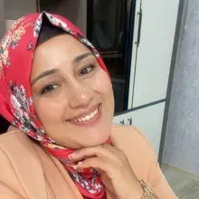 Nur Kaya — Aile Danışmanlığı, Konya. Portre fotoğrafı.