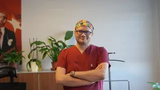 Op. Dr. Hüsamettin Bayraktar profilinde yer alan galeri fotoğrafı.