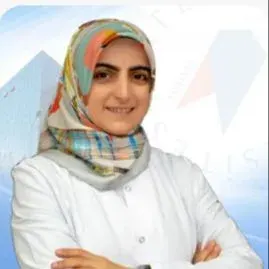 Dr. Öğr. Üyesi Selma Çoşkun — Kadın Hastalıkları Ve Doğum, Bağcılar, İstanbul. Portre fotoğrafı.