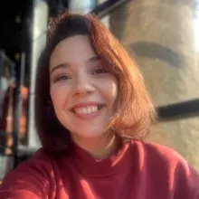 Kl. Psk. Merve Adanur — Psikoloji, İstanbul. Portre fotoğrafı.