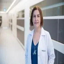 Doç. Dr. Meltem Türkay Aydoğmuş — Anesteziyoloji Ve Reanimasyon, Fatih, İstanbul. Portre fotoğrafı.