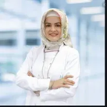 Op. Dr. Şeyma Yöney — Kadın Hastalıkları Ve Doğum, Samsun. Portre fotoğrafı.
