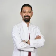 Op. Dr. Ahmet Eroğlu — Göz Hastalıkları, Balıkesir. Portre fotoğrafı.