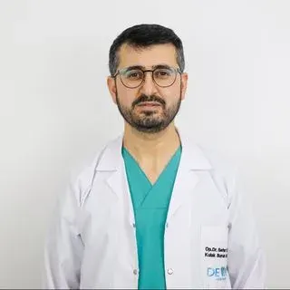 Op. Dr. Sefer Şahin — Kulak Burun Boğaz, Gaziantep. Portre fotoğrafı.