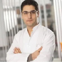 Dr. Turgay Çınar — Akupunktur, Ankara. Portre fotoğrafı.
