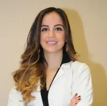 Psk. Melis Tümer Süyür — Psikoloji. Portre fotoğrafı.