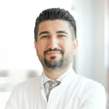 Doç. Dr. İsmail Gürbak — Kardiyoloji. Portre fotoğrafı.