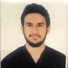 Dt. Sertan Yusufoğlu — Diş Hekimi, İstanbul. Portre fotoğrafı.