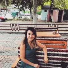 Dyt. Nuriye Sezer — Diyetisyen, Isparta. Portre fotoğrafı.