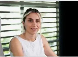 Op. Dr. Nazlı Selvi profilinde yer alan galeri fotoğrafı.