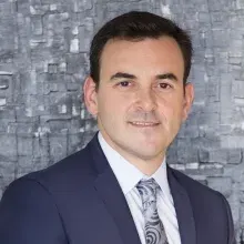 Doç. Dr. Altuğ Çetinkaya — Göz Hastalıkları, Ankara. Portre fotoğrafı.