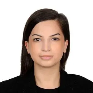 Uzm. Psk. Selen Büyükdikbaş — Psikoloji. Portre fotoğrafı.