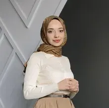 Kl. Psk. Ayşe Esra Karakaya — Psikoloji, Kayseri. Portre fotoğrafı.