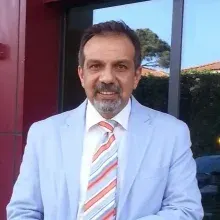 Prof. Dr. Fatih Güçer — İstanbul. Portre fotoğrafı.