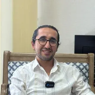 Uzm. Dr. Zeynel Önder — Dermatoloji, Şehitkamil, Gaziantep. Portre fotoğrafı.