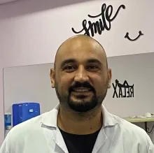 Dt. Mehmet Levent Şükür — Diş Hekimi, Samsun. Portre fotoğrafı.