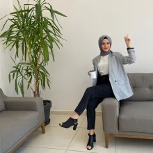 Dyt. Esma Emre — Diyetisyen. Portre fotoğrafı.