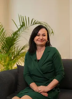 Doç. Dr. Sema Karakaş profilinde yer alan galeri fotoğrafı.