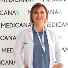 Uzm. Dr. Kadriye Tanas — İç Hastalıkları, Nilüfer, Bursa. Portre fotoğrafı.