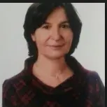 Uzm. Dr. Zehra Zeybek — Fiziksel Tıp Ve Rehabilitasyon, İstanbul. Portre fotoğrafı.
