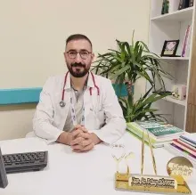 Uzm. Dr. Erhan Sönmez — Çocuk Sağlığı Ve Hastalıkları, Şırnak. Portre fotoğrafı.