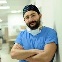 Op. Dr. Onur Dülgeroğlu — Genel Cerrahi, Küçükçekmece, İstanbul. Portre fotoğrafı.