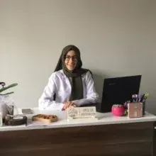 Dyt. Rumeysa Türk — Diyetisyen. Portre fotoğrafı.